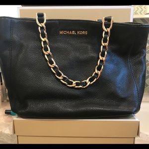 Michael Kors Black Medium Harper